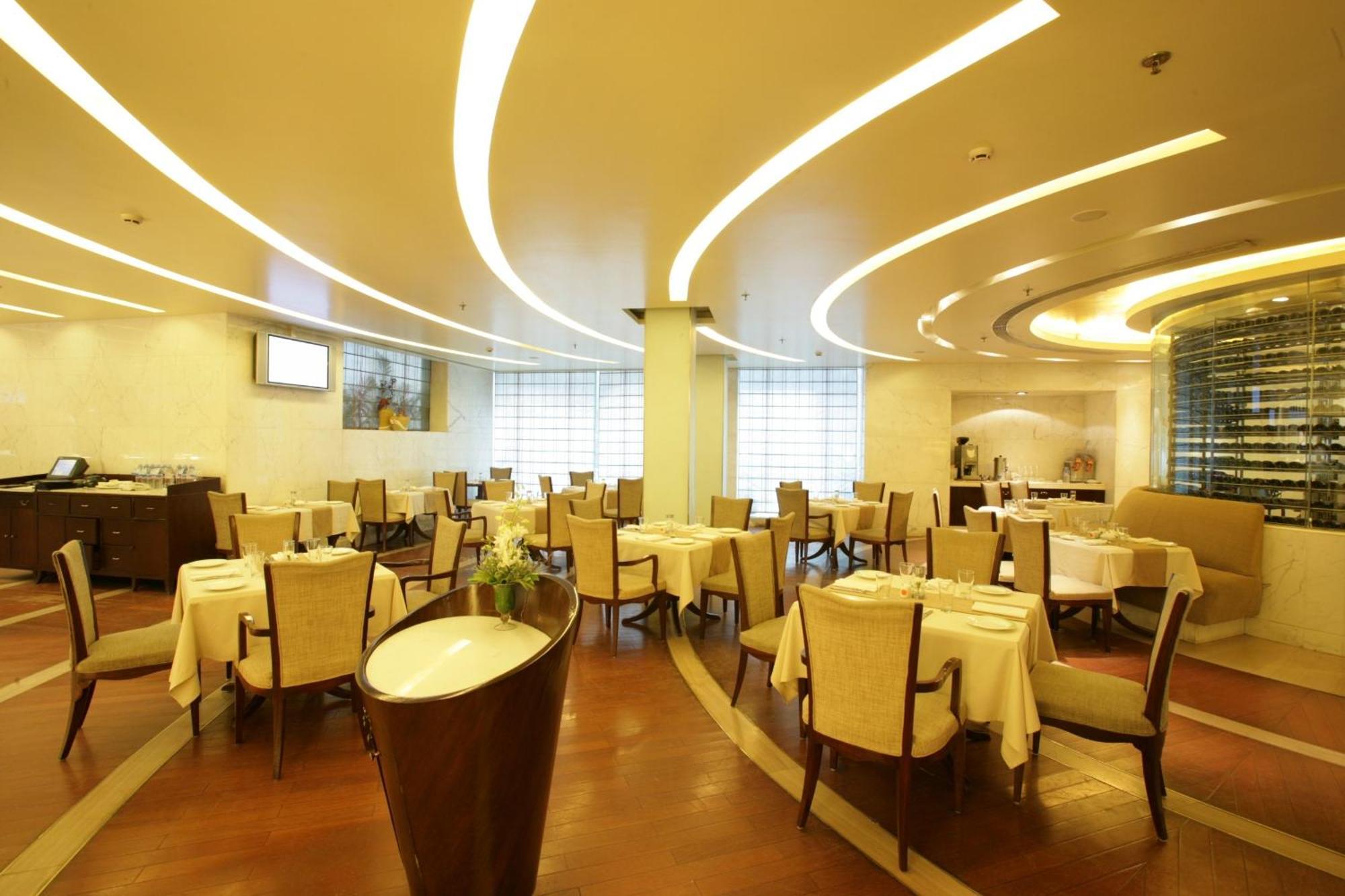 Jaypee Siddharth Hotel New Delhi Exterior photo